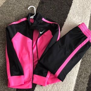 Nike sweatsuit